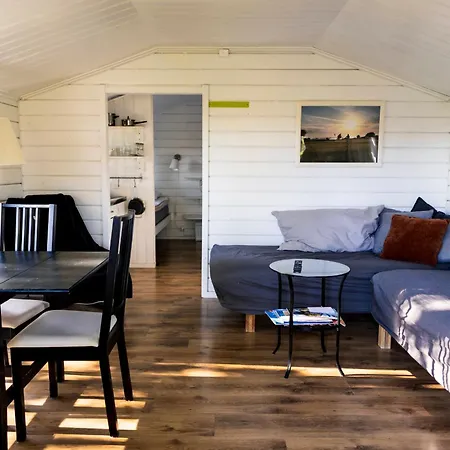 Stuga Med Panoramautsikt Oever Aker, Paradis Foer Fagelskadare Och Vandrare, Sjaelvstaed Efter Besoek Kastlosa Exterior photo